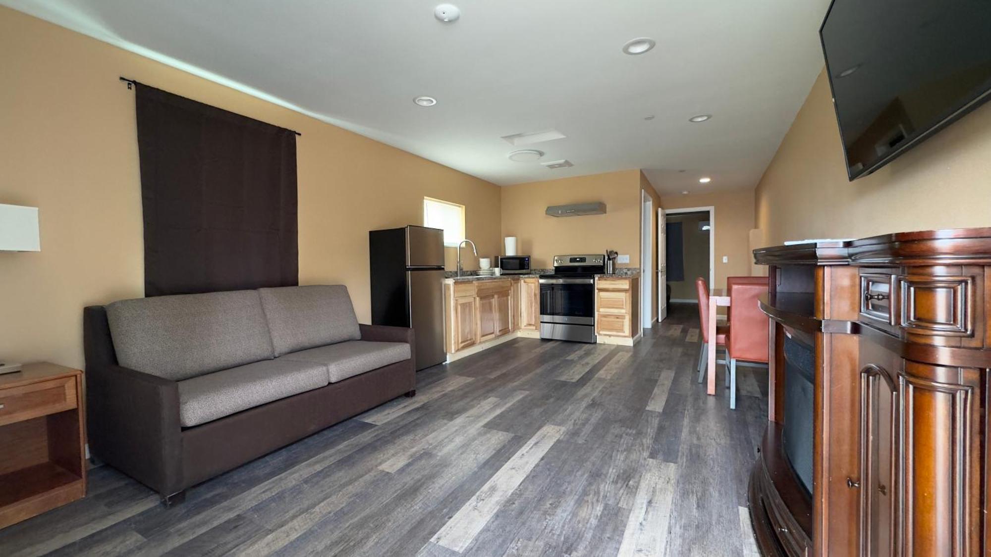 Far West Cabin-Tiny Homes Rental Форкс Экстерьер фото